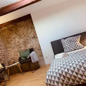 modern-cozy-netflix-smart-tv.com-bavaria.com/